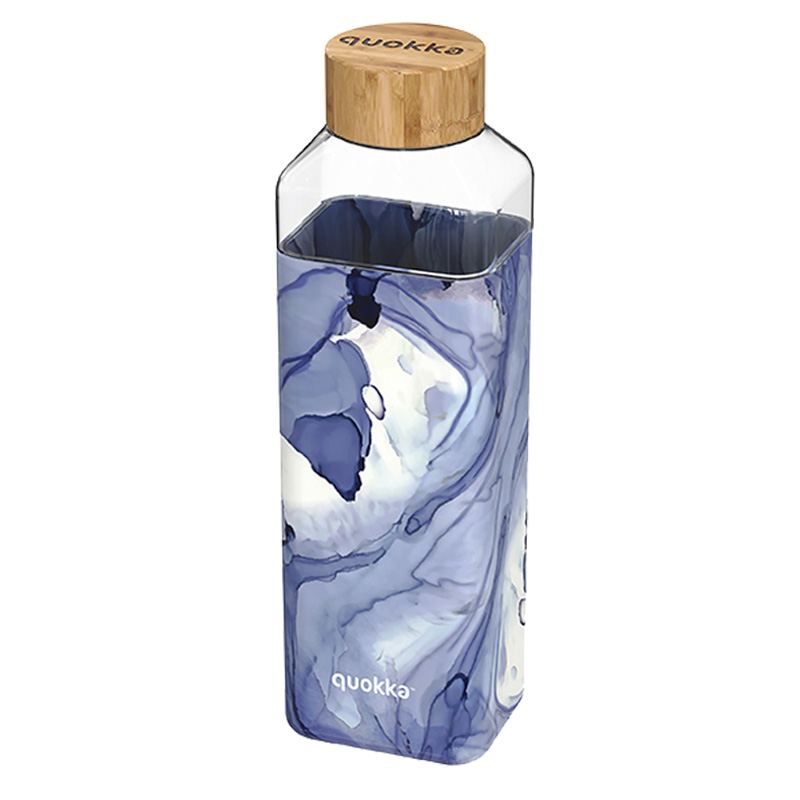 Botella de cristal cuadrada en borosilicato con funda de silicona.