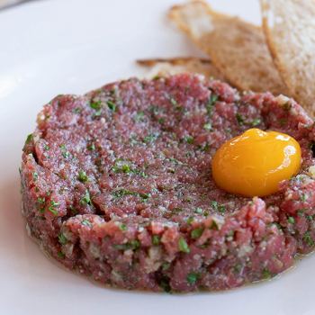 Tartar, aguachile y carpaccio