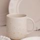 taza con motivo de margaritas 360ml