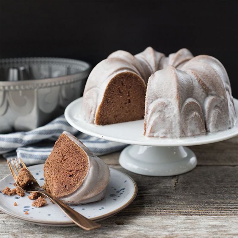 Molde Bizcocho Bundt Flor de Lis Nordic Ware