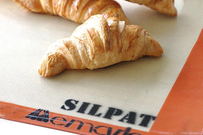 https://www.alambique.com/img/cms/SILPAT/silpat%20croissants%20web.jpg